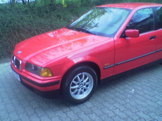 Bmw 316i e-36 Limousine.jpg