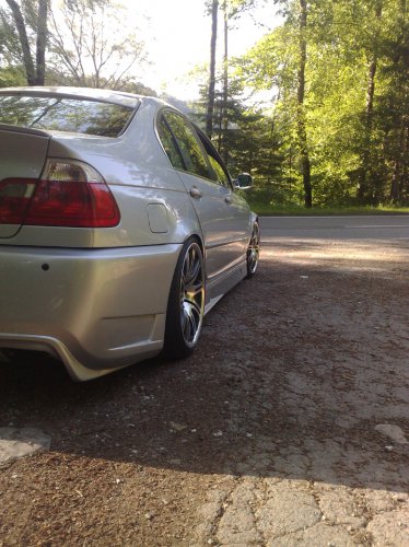 bmw.jpg