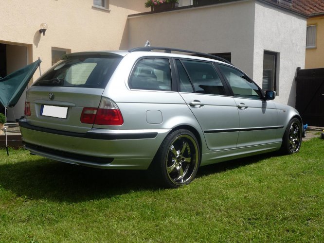 BMW E46 Touring.JPG