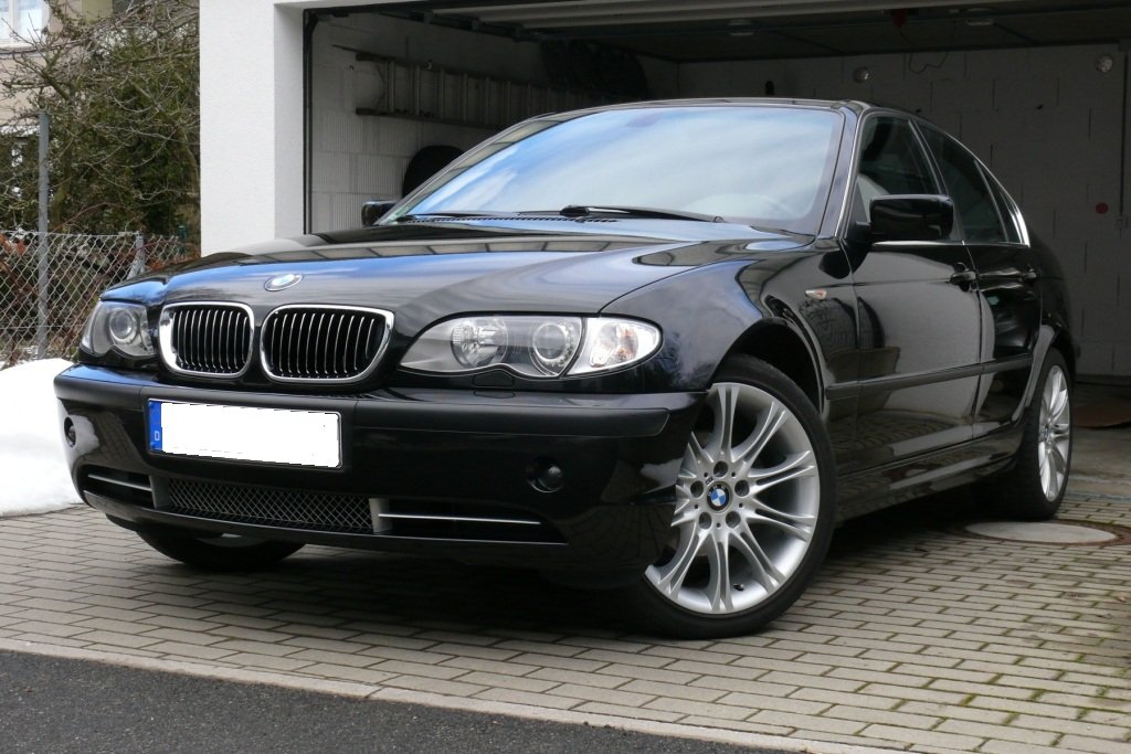 320i Exclusive
