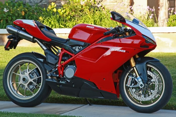 ducati-1098r.jpg