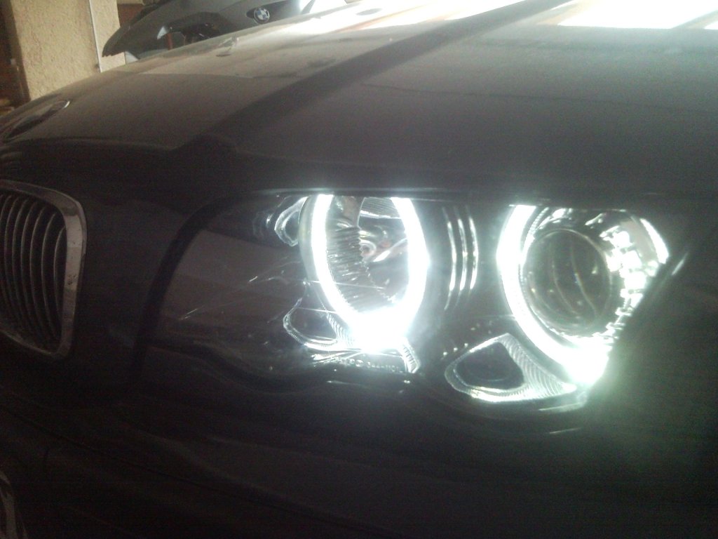 Angel Eyes und lackiertes Innenleben