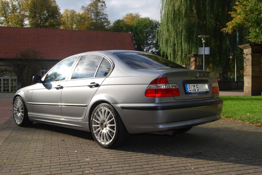 318i