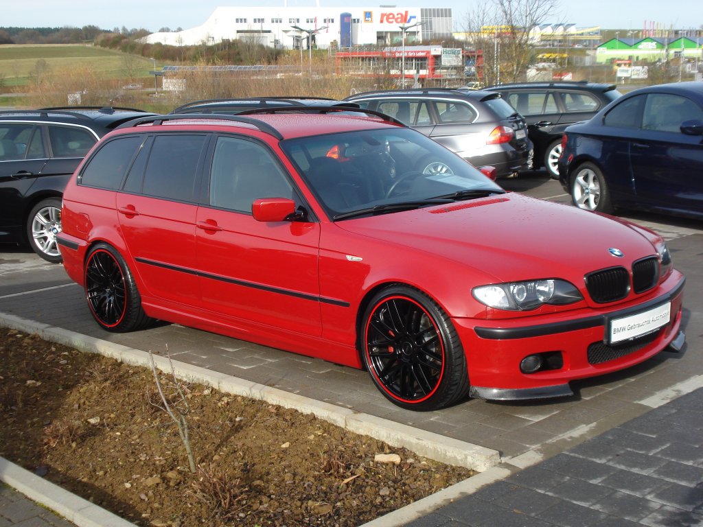 330d+Touring+PH96753+001.jpg