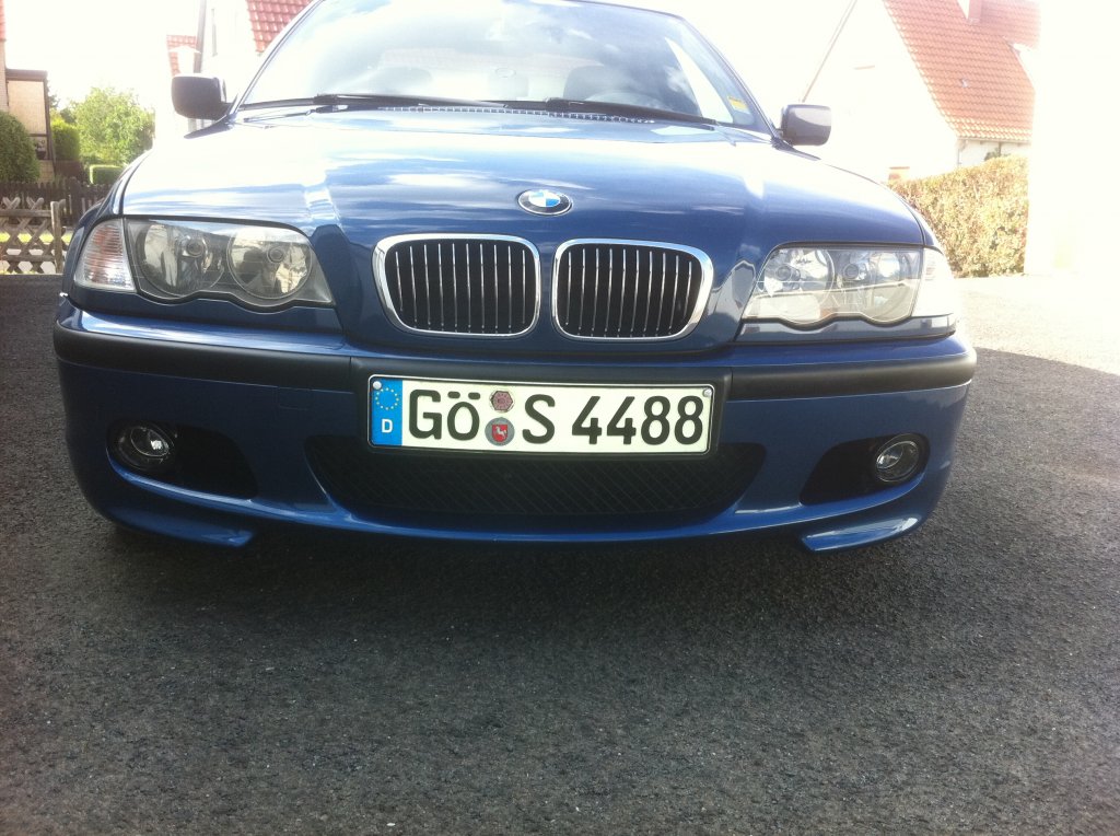 320i
