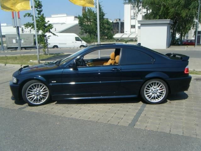 So fand ich Ihn im Internet den schönen 330i Clubsport