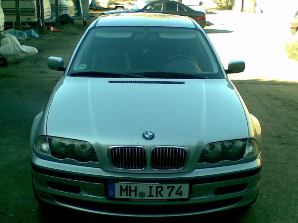 MB012.jpg