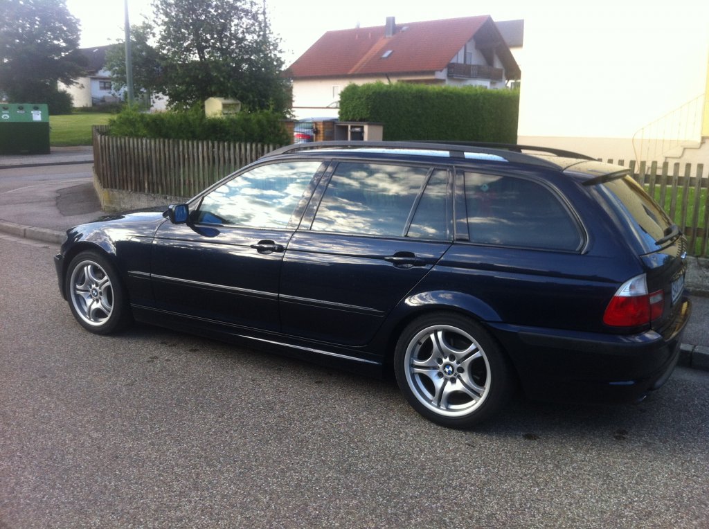 320i Touring