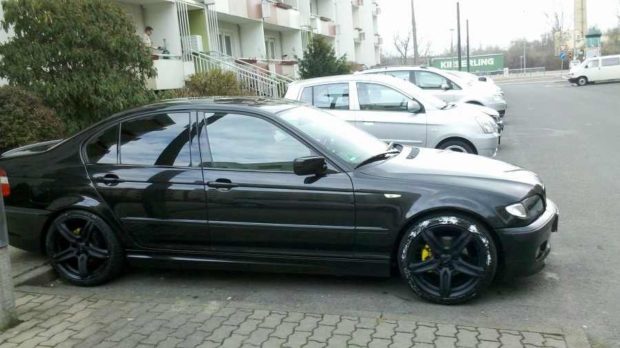 320i Schwarz auf Schwarz auf Schwarz