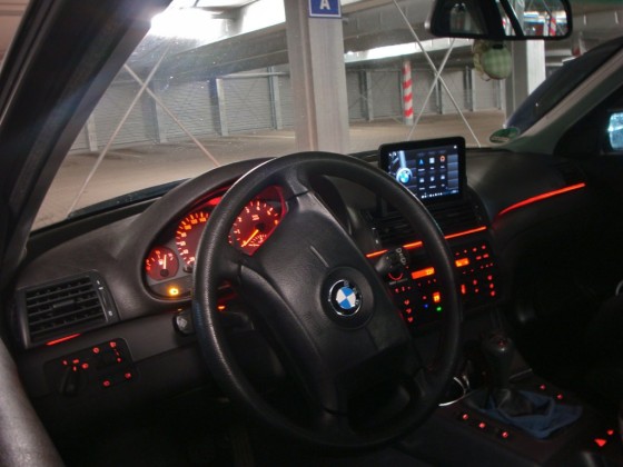 Tablet PC in E46 @ Night
