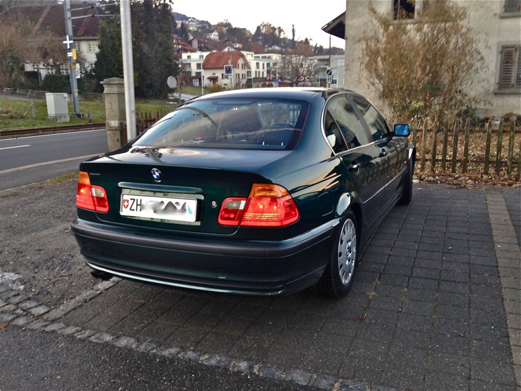 328.i grün