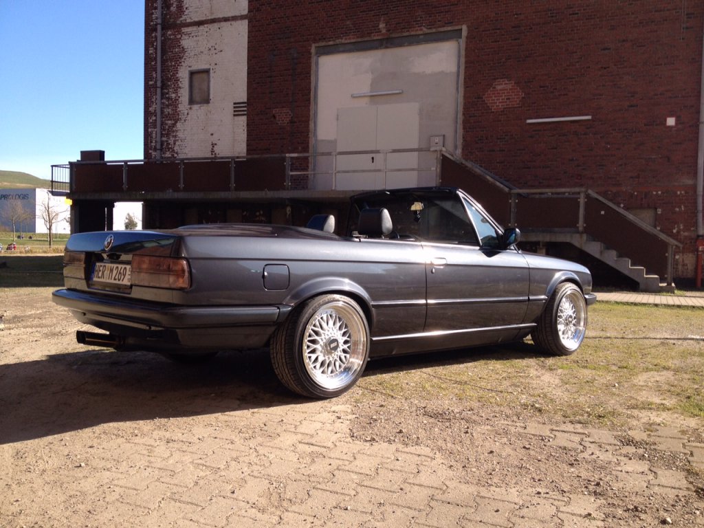 e30HiRe.JPG