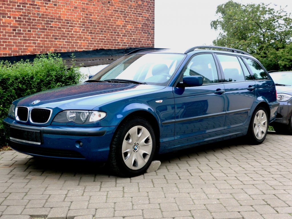 BMW E46 Topasblau