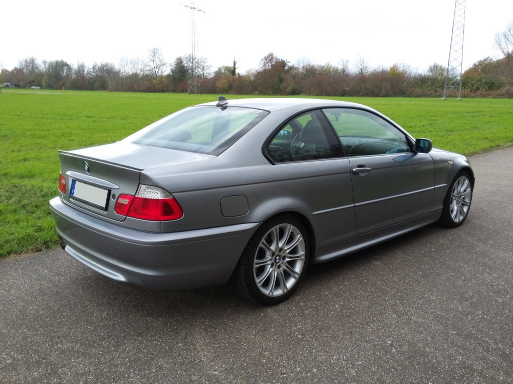 Hinten Rechts 330Ci