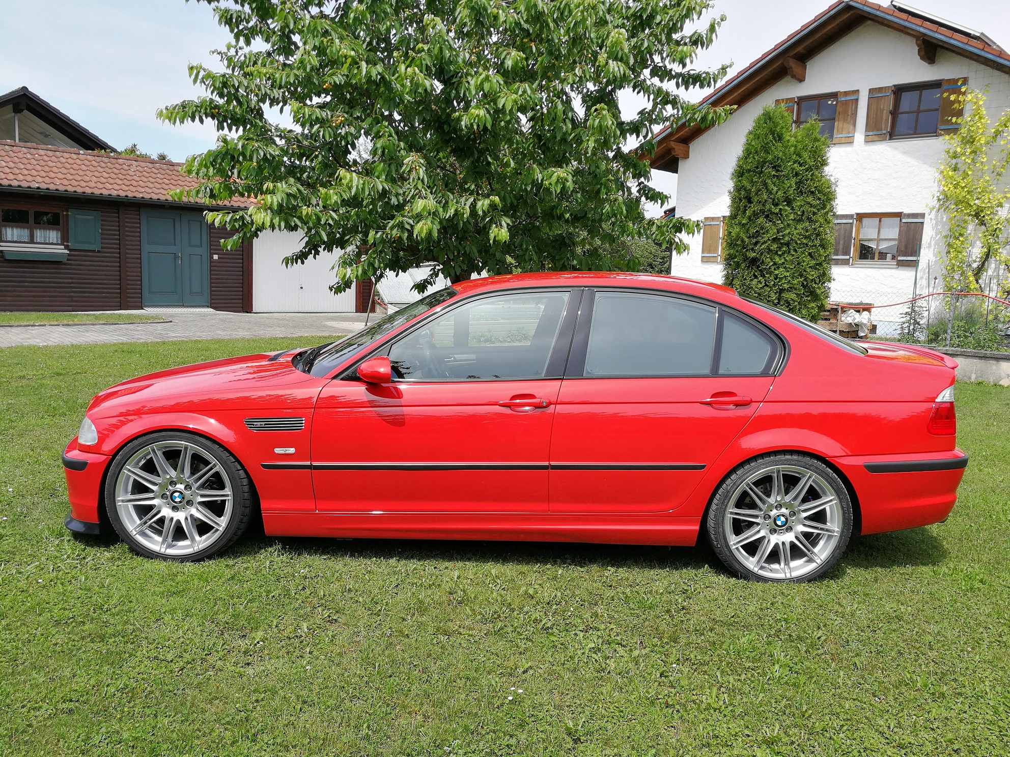 Schiffi's E46 330i Limousine