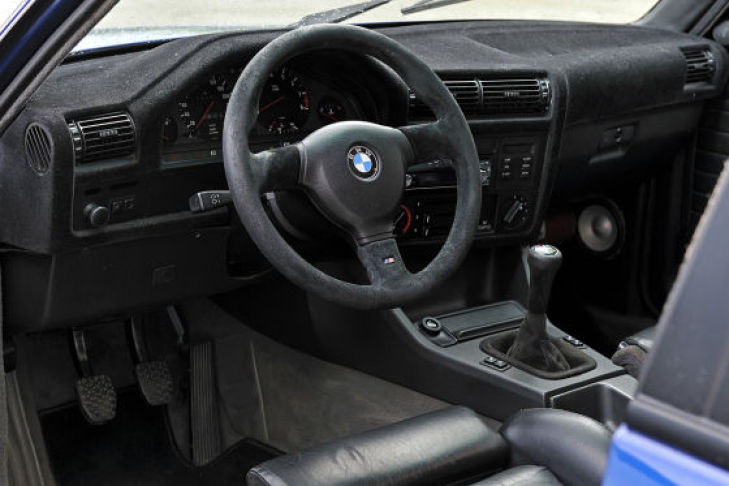 E30 Cockpit