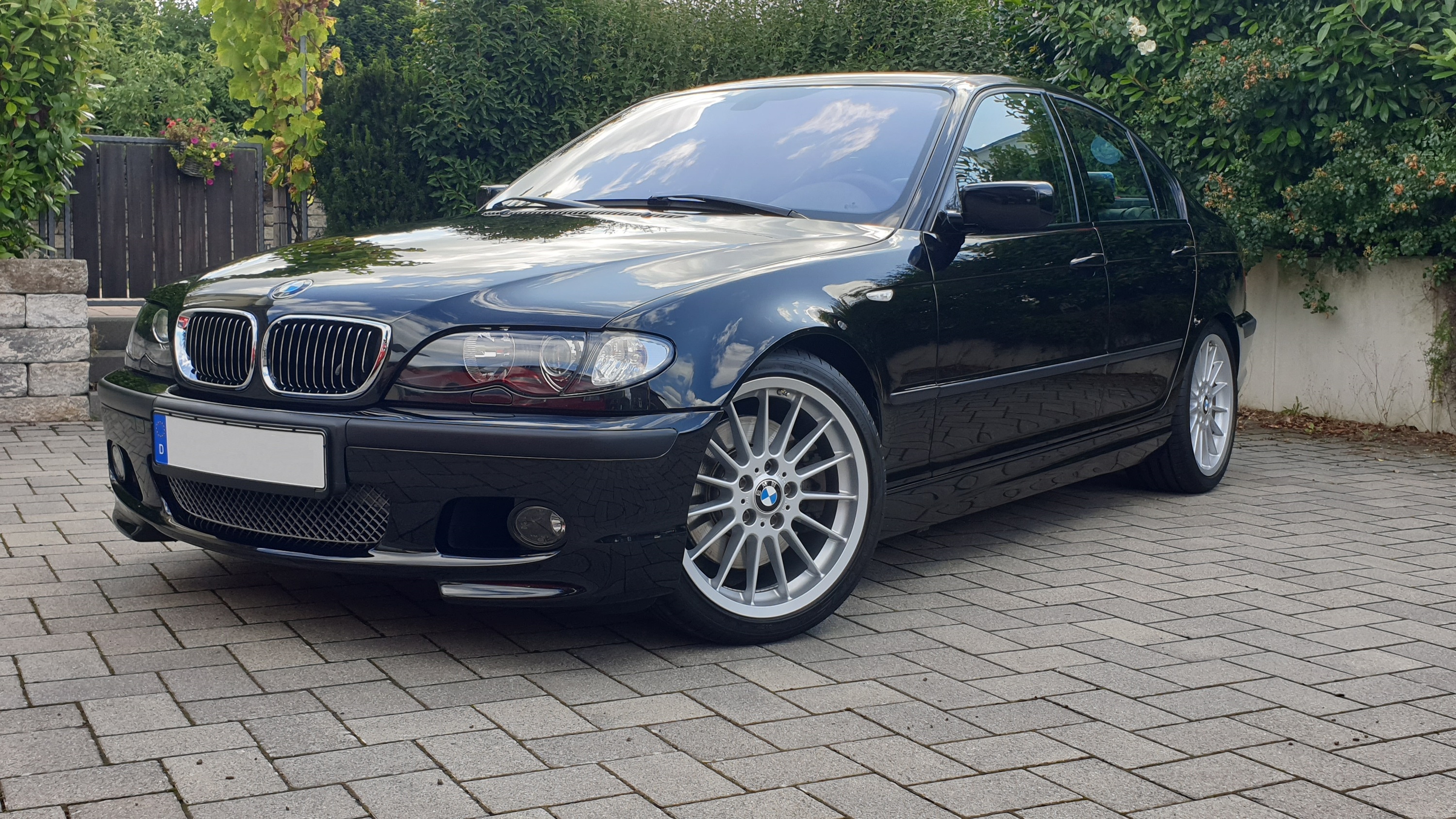 330i