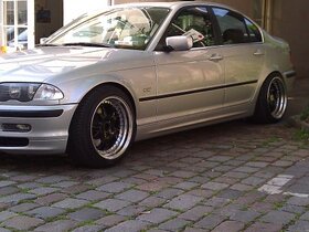 328i mit 217 ps...