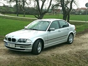 BMW E46 323I